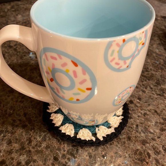 4 Crochet Coasters Hand Crafted - Set of 4 - 100% Cotton - Made by Seller - Picture 8 of 10